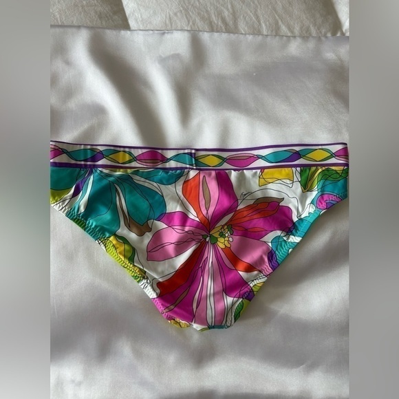 Trina Turk Swimwear 2 Piece Bathing Suit Multi-Colored Size 8 Adjustable Straps - Picture 7 of 8